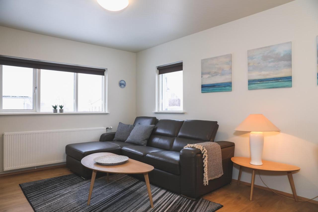 E18 Apartments Akureyri Buitenkant foto