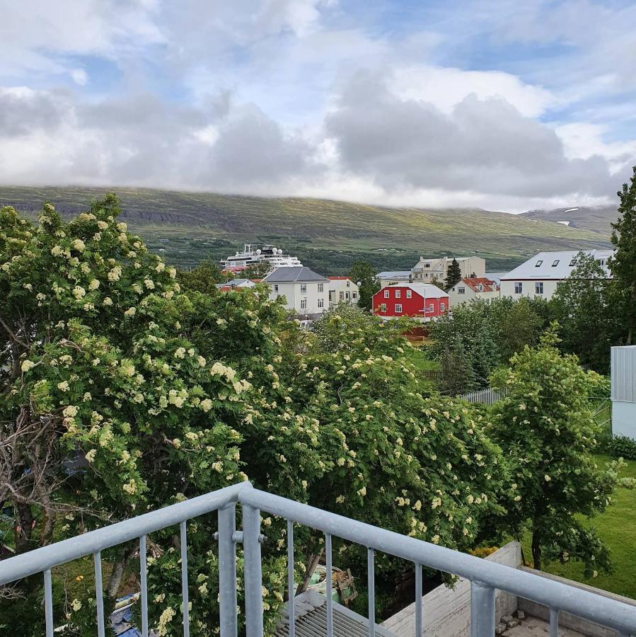 E18 Apartments Akureyri Buitenkant foto
