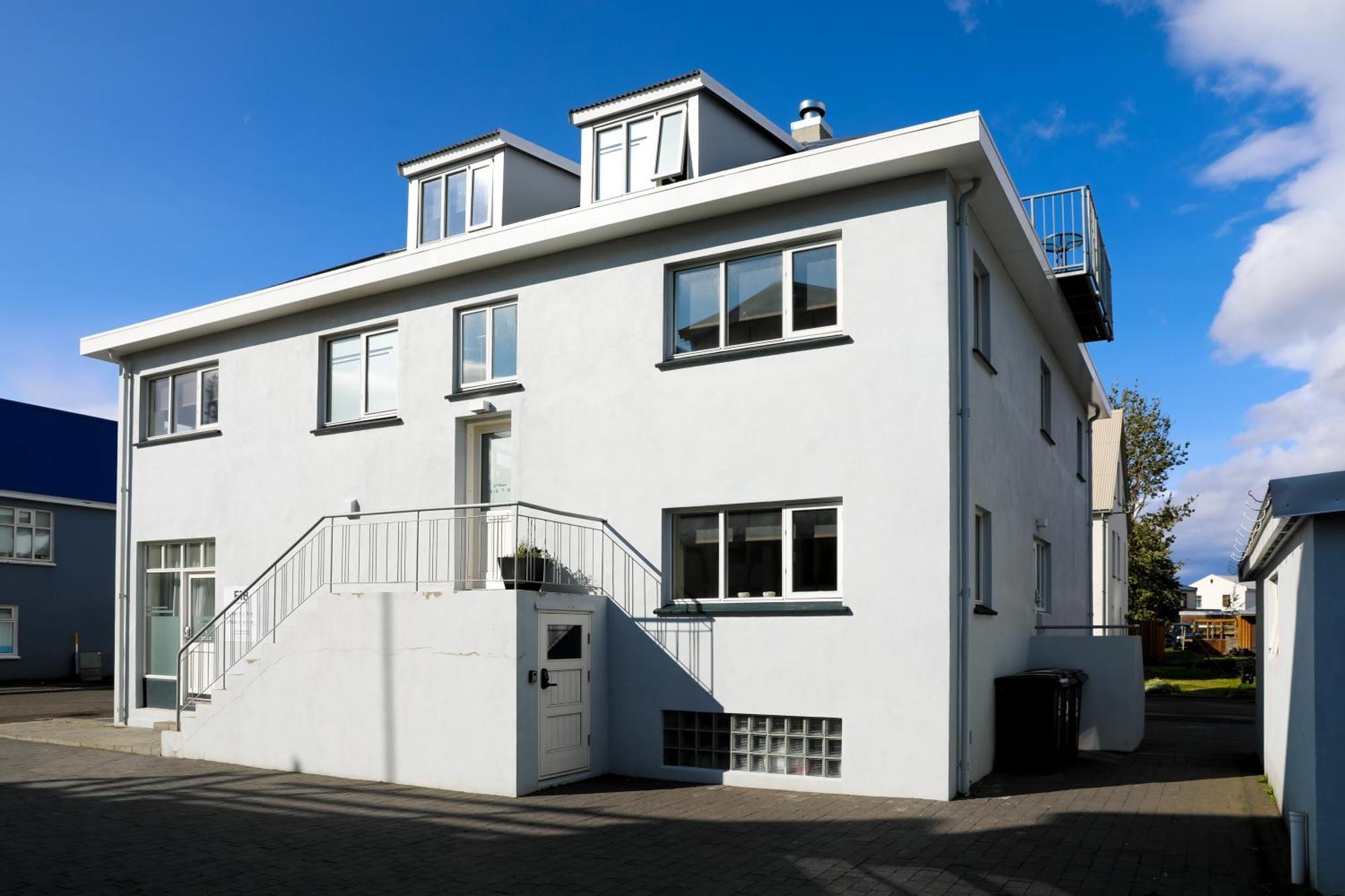 E18 Apartments Akureyri Buitenkant foto
